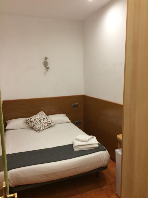 Estudios Pelayo Guest House Barcelona Værelse billede